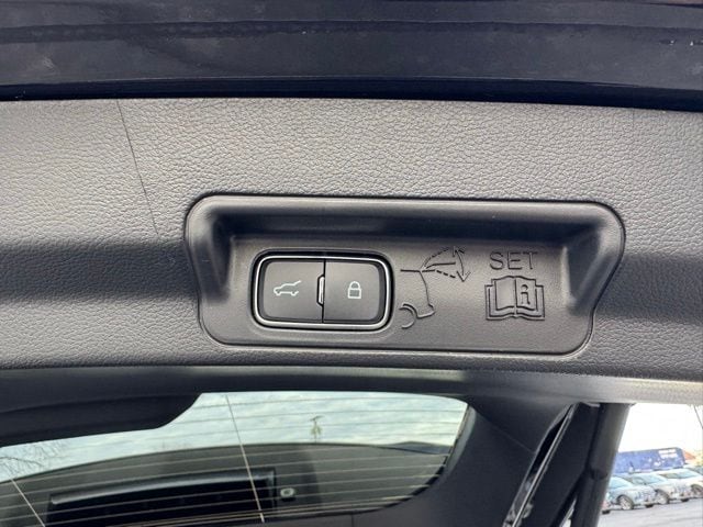 2026 Ford Explorer Tremor - Photo 13