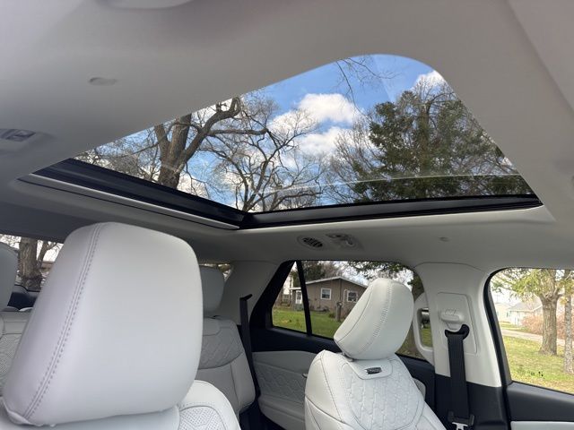 2026 Ford Explorer Platinum - Photo 20