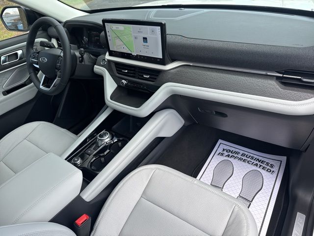 2026 Ford Explorer Platinum - Photo 19
