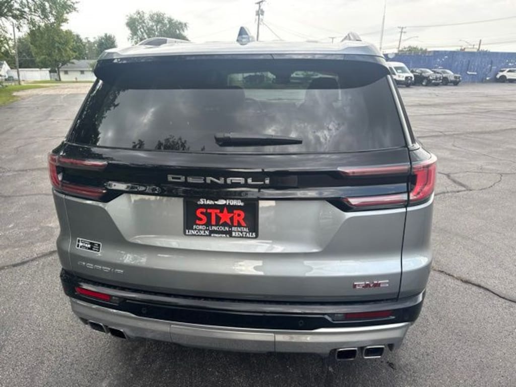 Used 2025 GMC Acadia Denali SUV