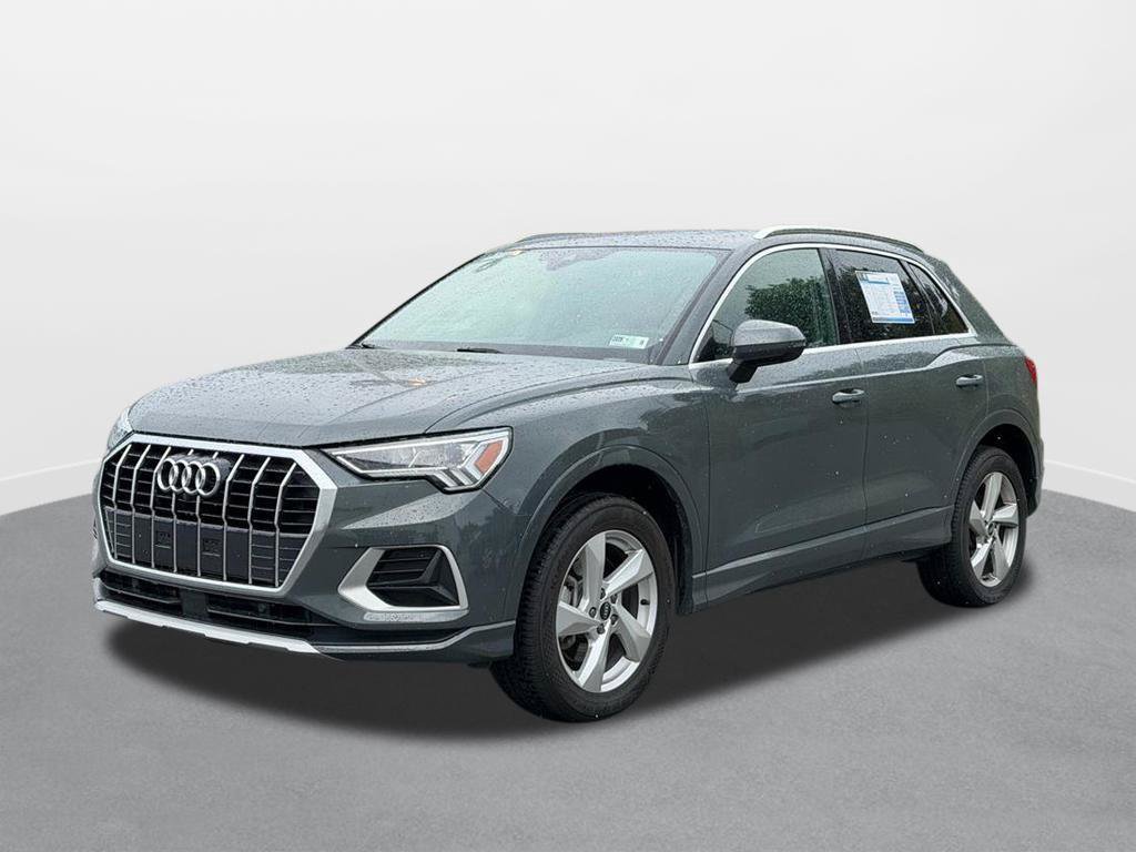 2022 Audi Q3 Premium Plus Premium Plus 40 TFSI quattro