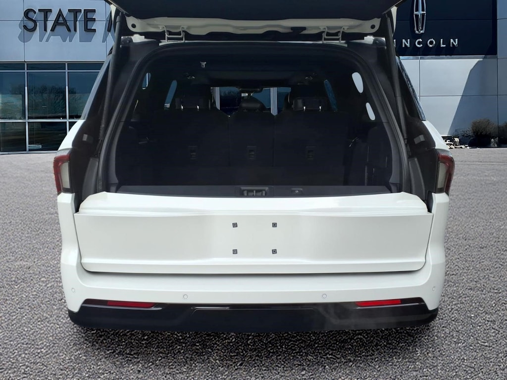 New 2027 Lincoln Navigator L Black Label SUV