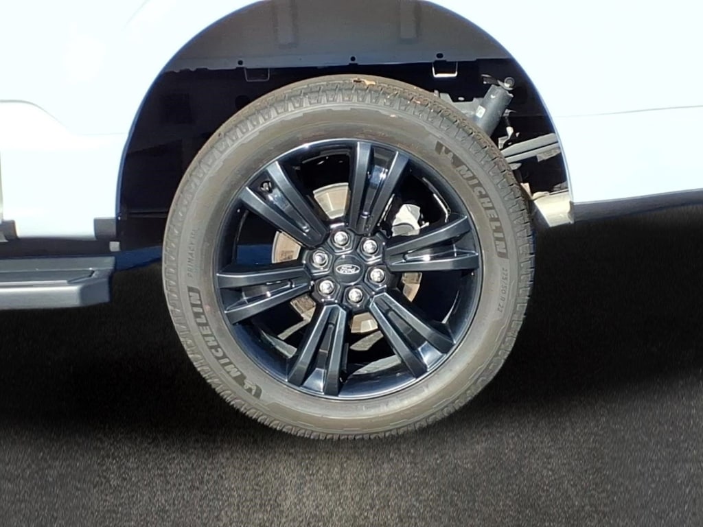 Used 2024 Ford F-150 Lariat Truck