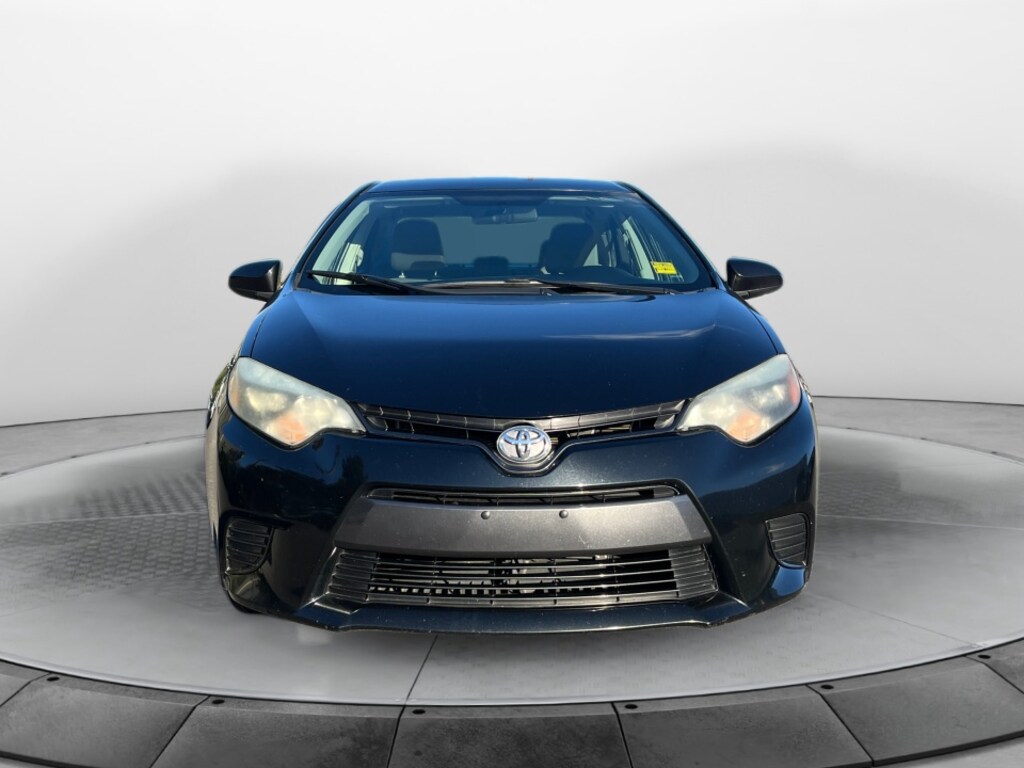 Used 2015 Toyota Corolla LE Sedan