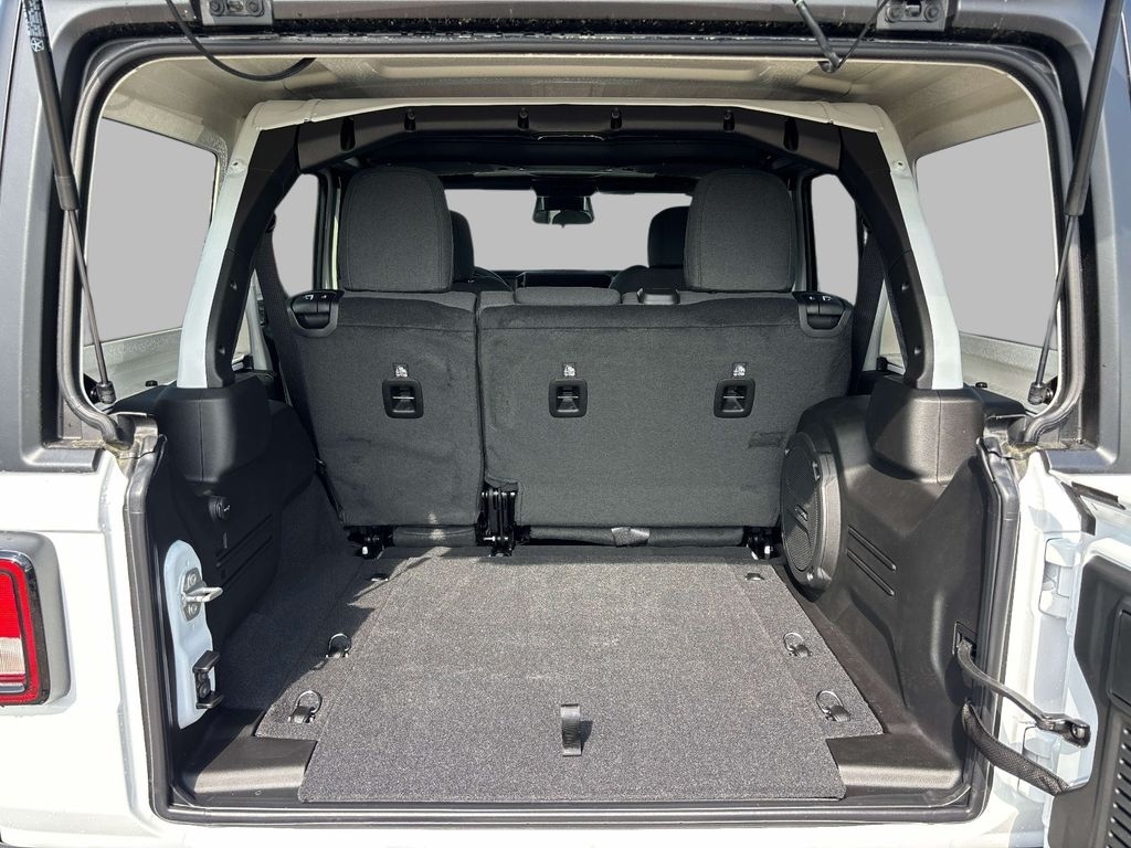 New 2026 Jeep Wrangler 4-DOOR SPORT S Sport Utility