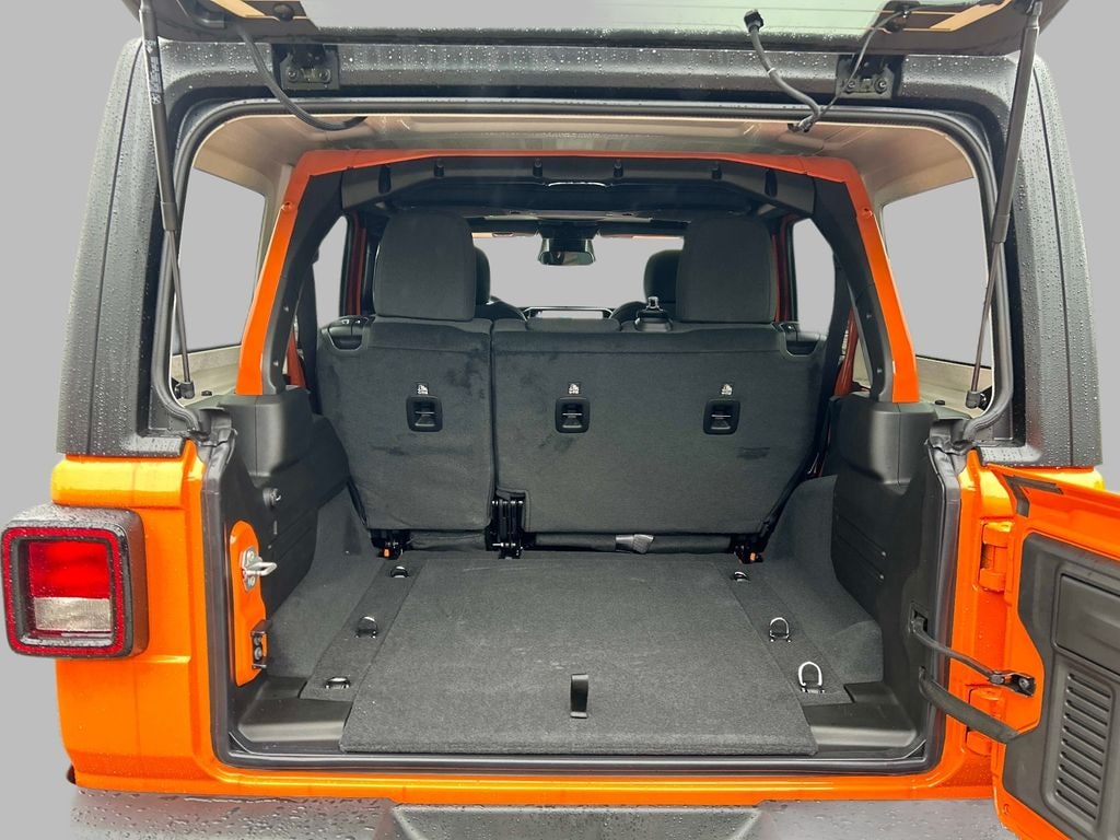 New 2026 Jeep Wrangler 4-DOOR SPORT S Sport Utility