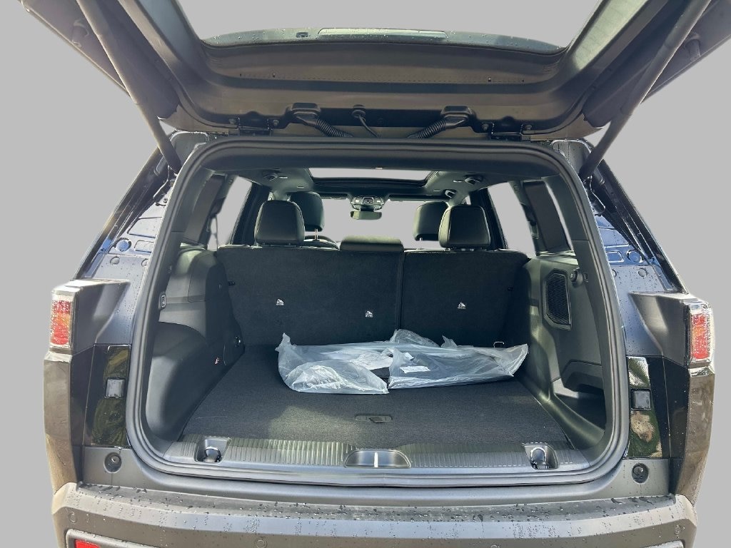 New 2026 Jeep Cherokee Overland 4x4 Sport Utility