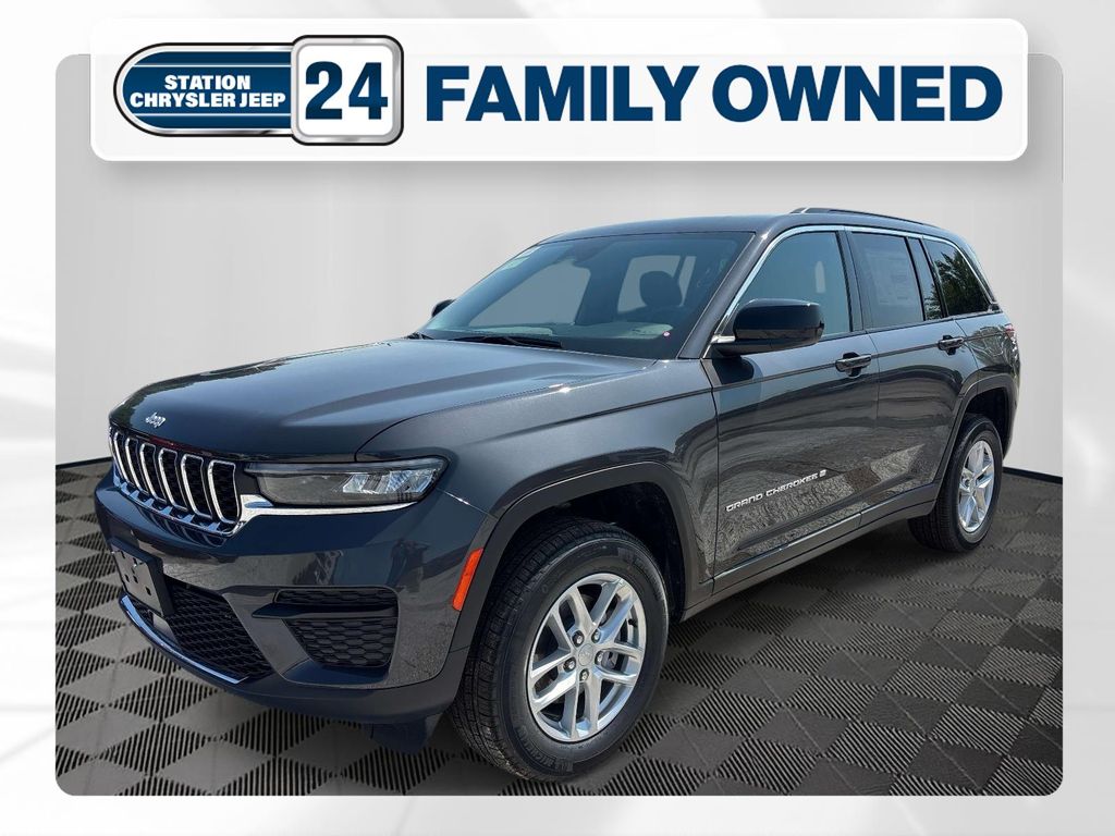 New 2026 Jeep Grand Cherokee LAREDO X 4X4 Sport Utility