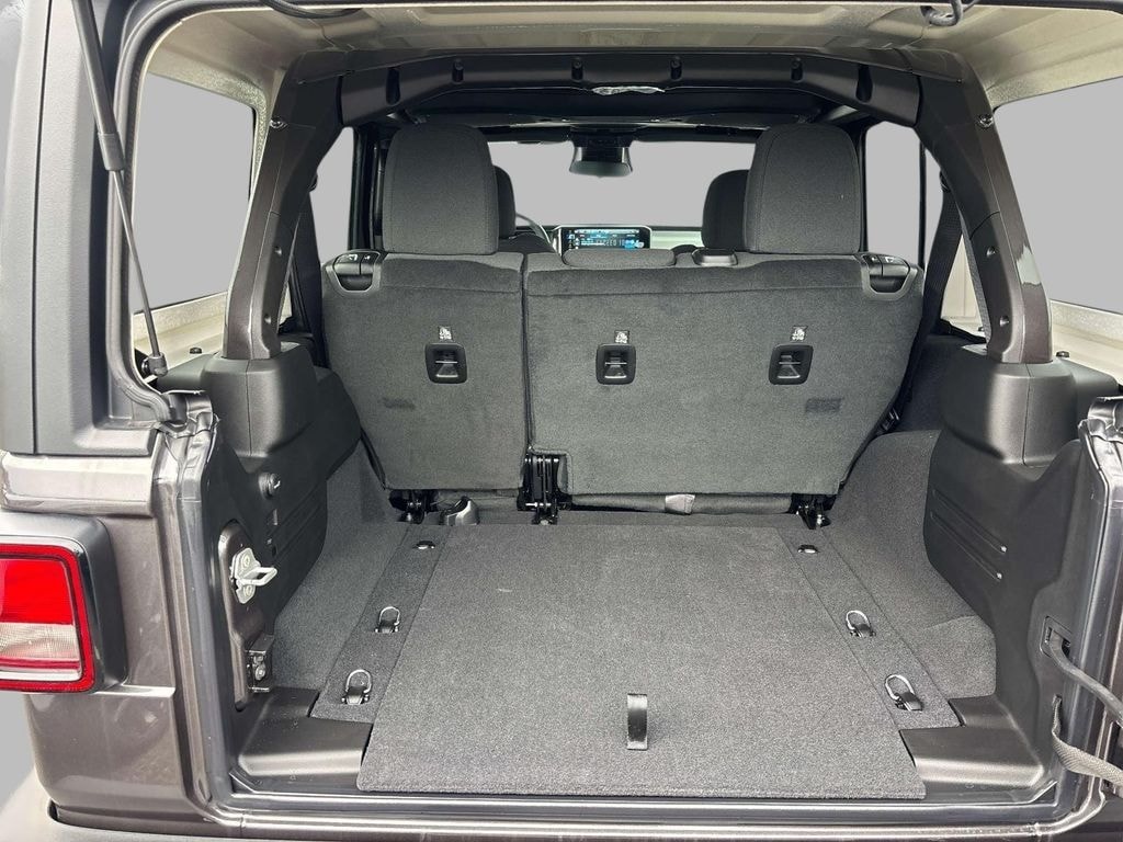 New 2026 Jeep Wrangler 4-DOOR SPORT S Sport Utility