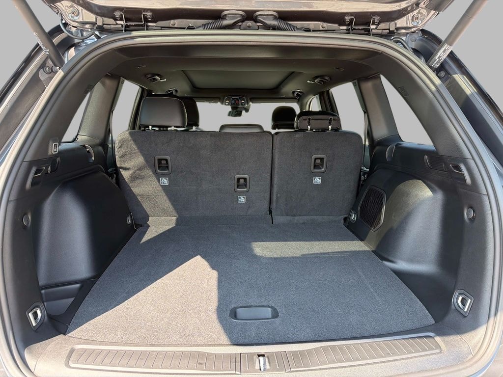 New 2026 Jeep Grand Cherokee LIMITED RESERVE 4X4 Sport Utility