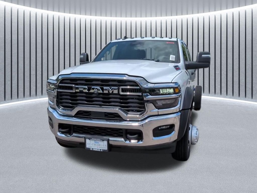New 2026 Ram 4500 Chassis Cab TRADESMAN CREW 4X4 60' CA Pickup