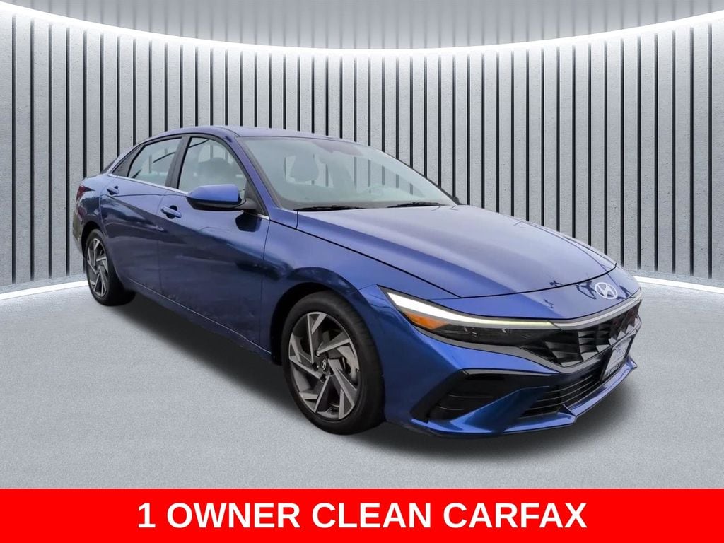 Used 2025 Hyundai Elantra SEL Convenience Sedan