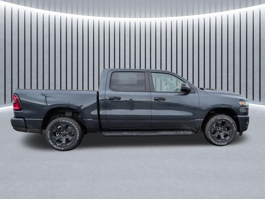 New 2026 Ram 1500 EXPRESS CREW CAB 4X4 5'7 BOX Pickup