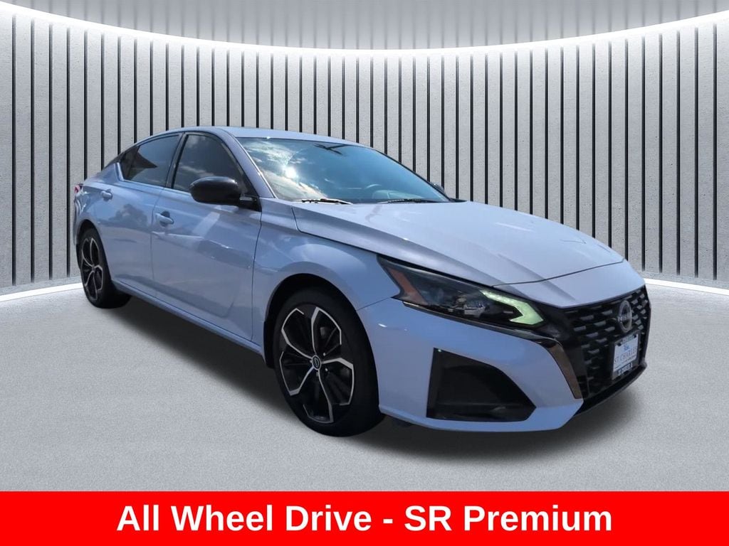 Used 2024 Nissan Altima 2.5 SR Sedan
