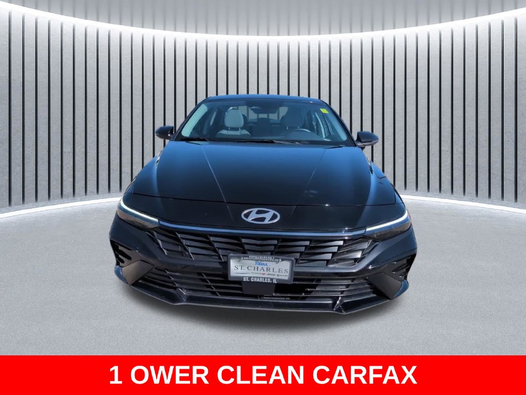 Used 2025 Hyundai Elantra Limited Sedan