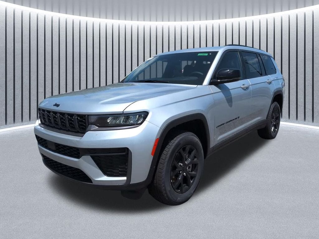 New 2026 Jeep Grand Cherokee L LAREDO ALTITUDE 4X4 Sport Utility