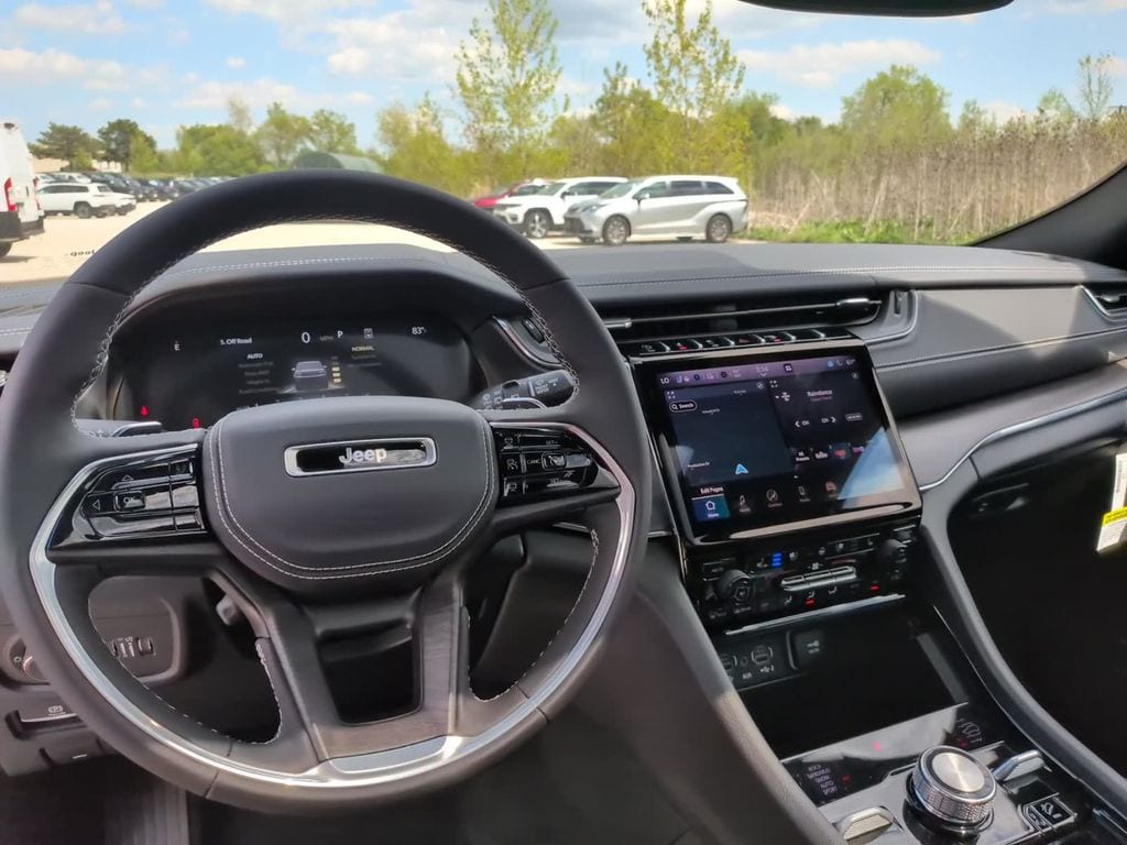 2025 Jeep Grand Cherokee L Overland - Photo 27