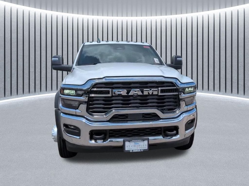 New 2026 Ram 4500 Chassis Cab TRADESMAN CREW 4X4 60' CA Pickup