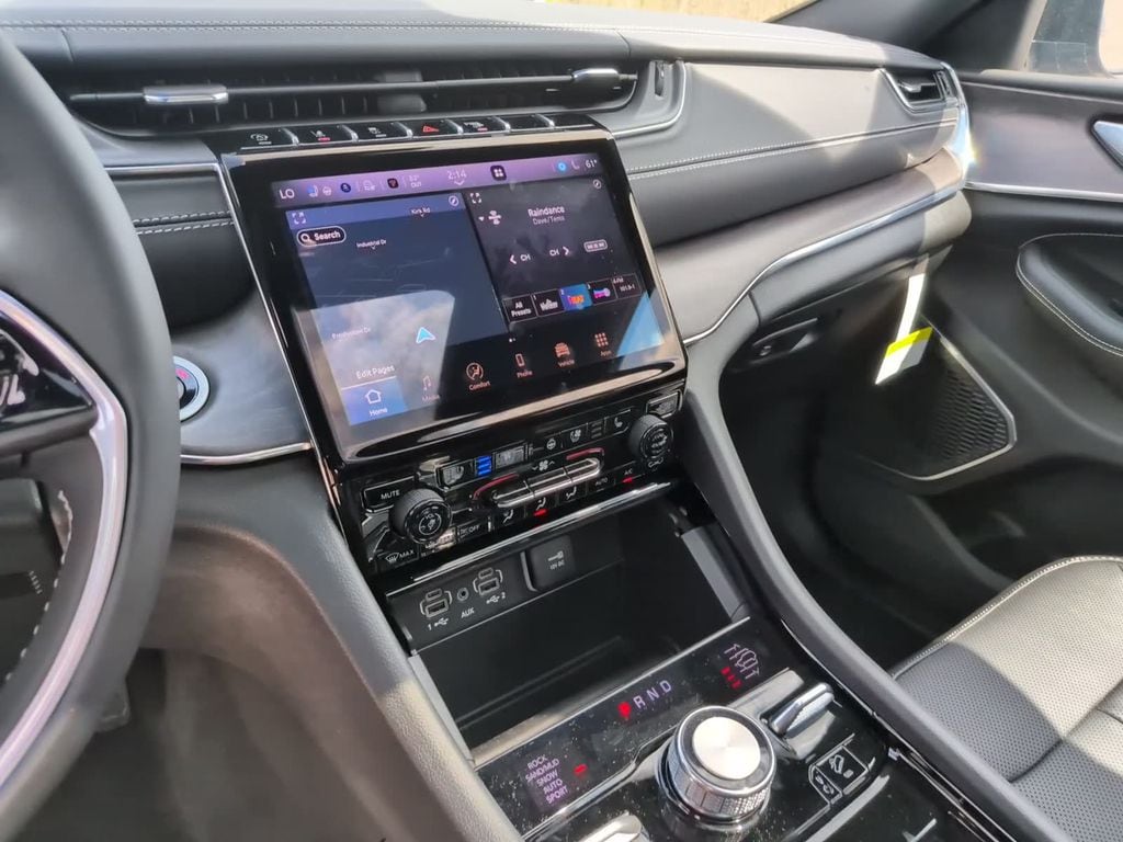 2025 Jeep Grand Cherokee L Overland - Photo 22