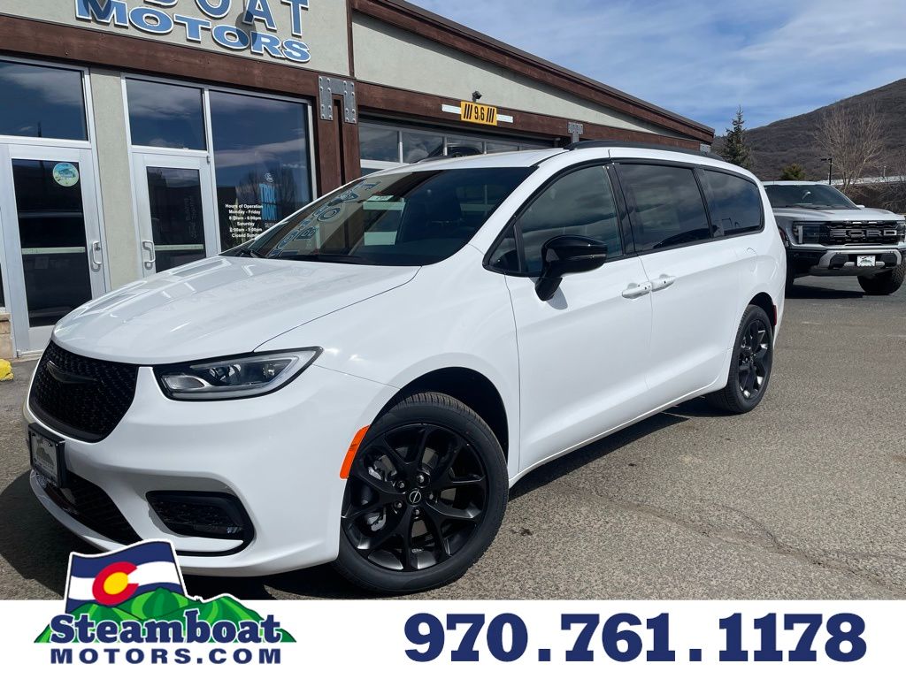 2026 Chrysler Pacifica