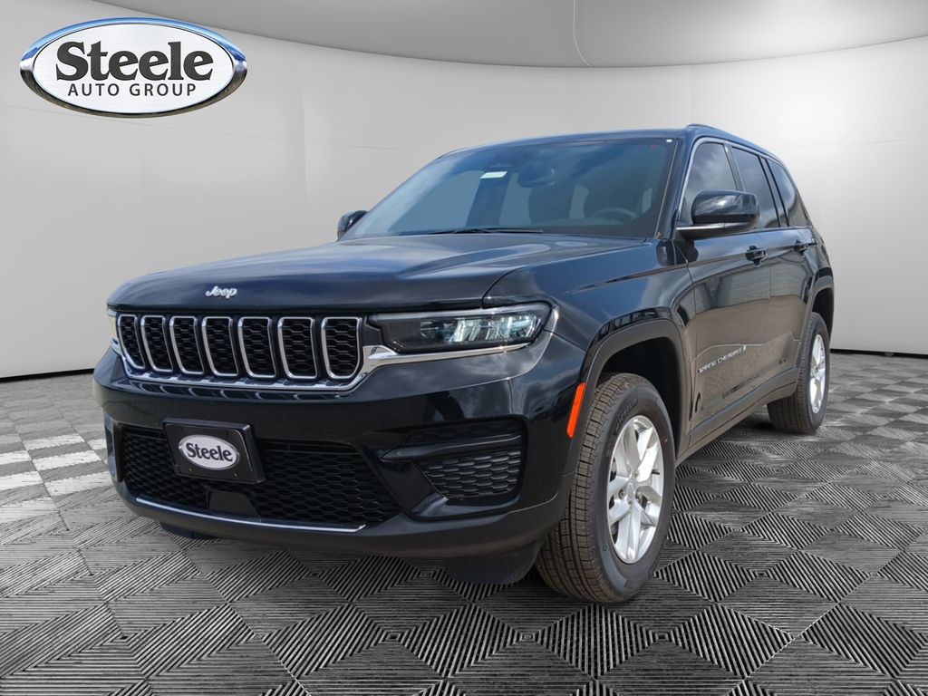2024 Jeep Grand Cherokee Laredo