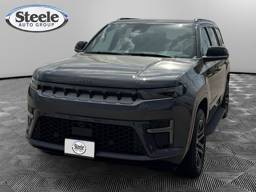 2026 Jeep Grand Wagoneer Base