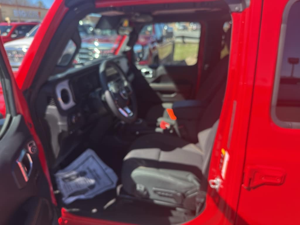 2025 Jeep Wrangler 4xe Sahara 4XE - Photo 13