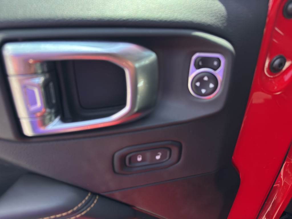 2025 Jeep Wrangler 4xe Sahara 4XE - Photo 14
