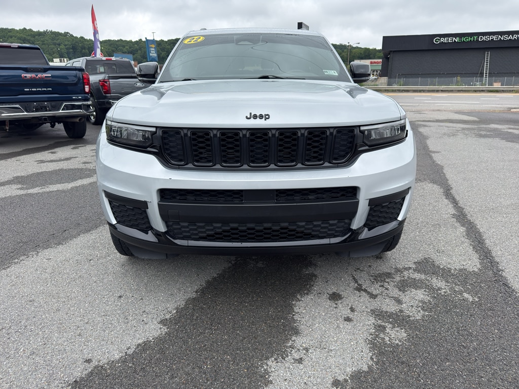 Used 2022 Jeep New Grand Cherokee Laredo SUV