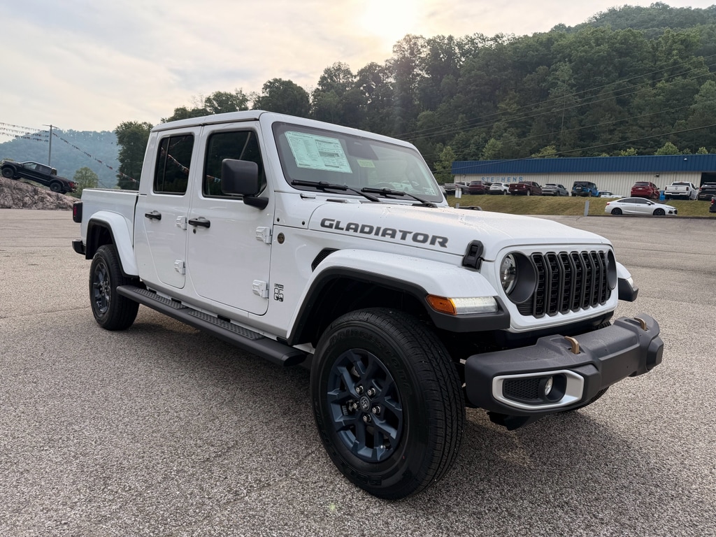 2026 Jeep Gladiator 85th Anniversary Edition