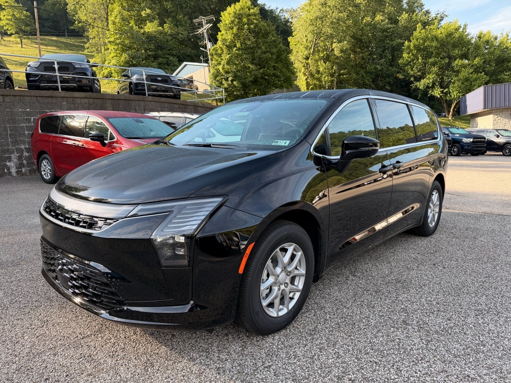 2027 Chrysler Pacifica Select