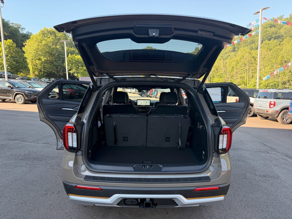 2026 Ford Explorer Tremor - Photo 10