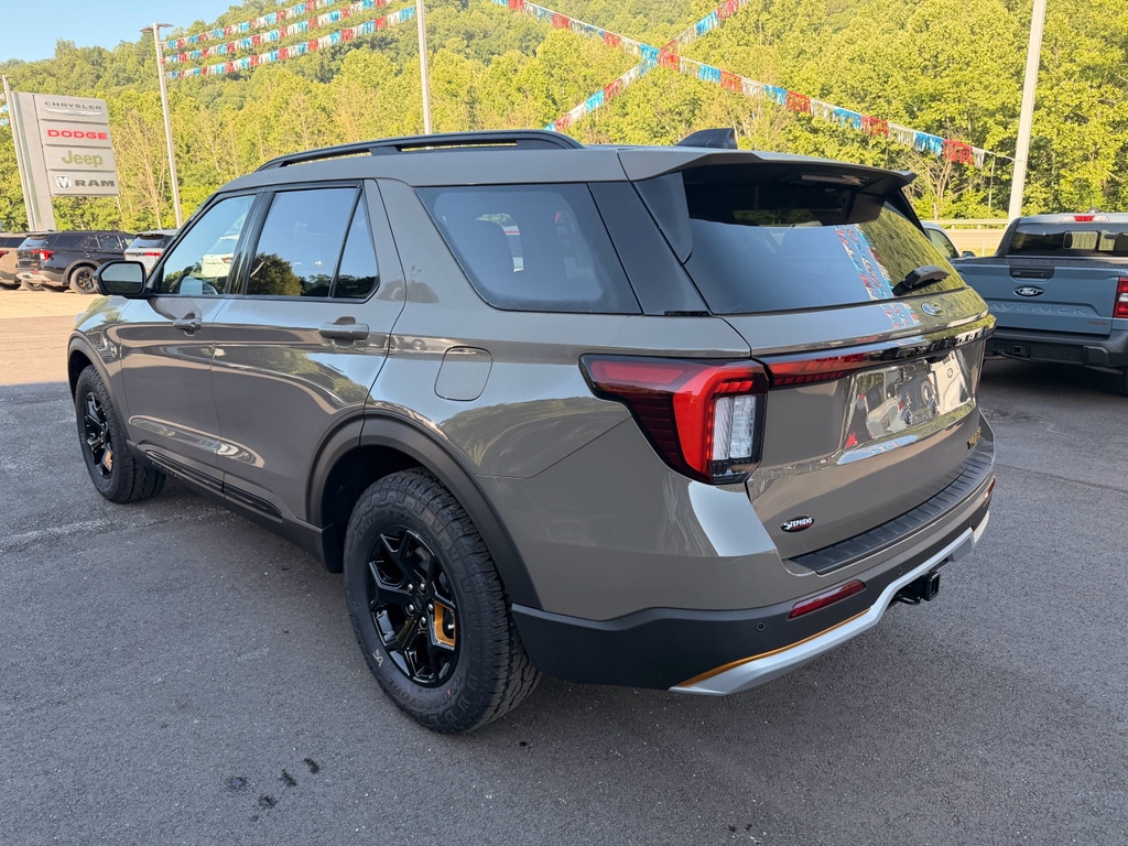 2026 Ford Explorer Tremor - Photo 6