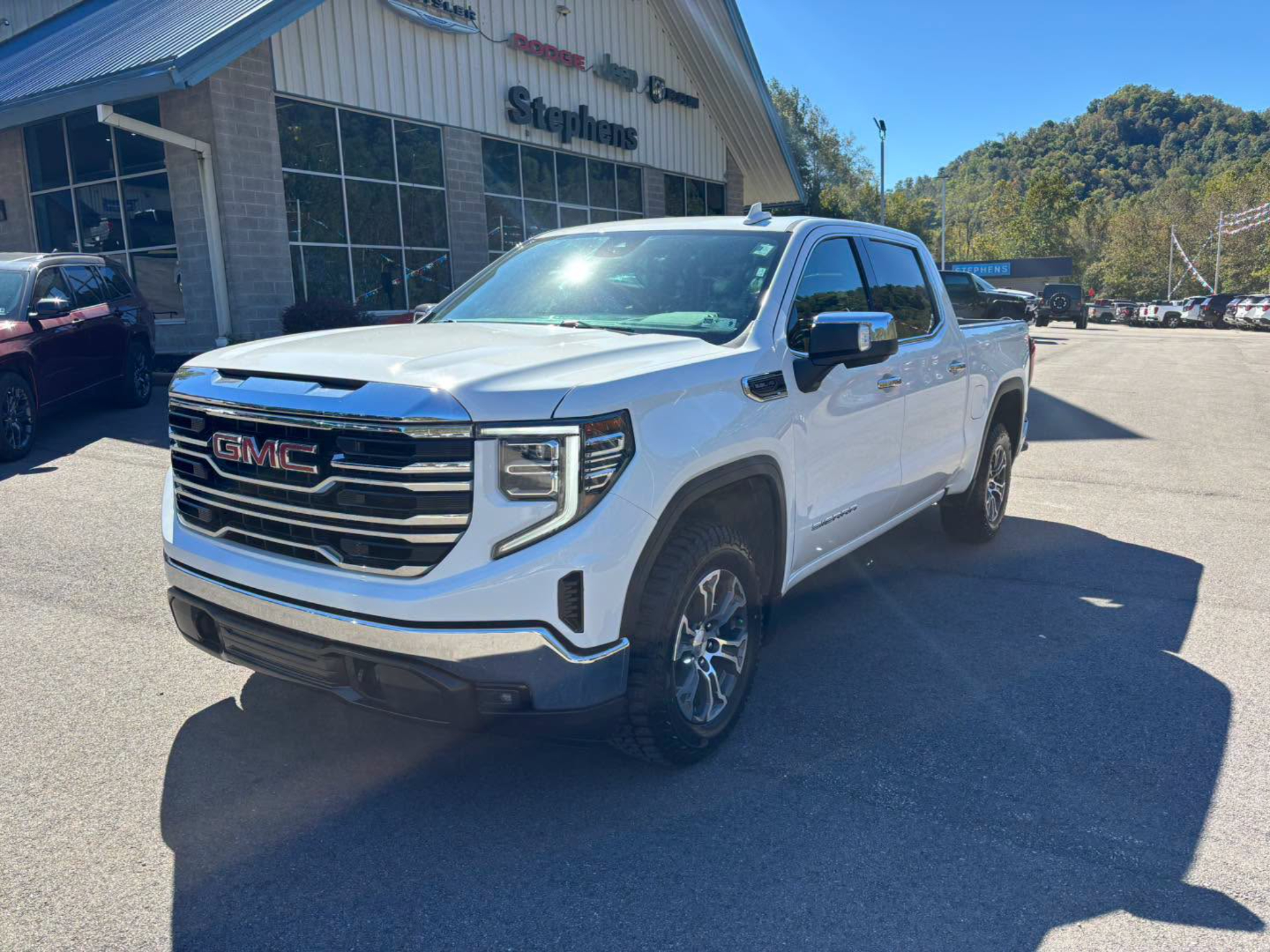 Used 2026 GMC Sierra SLT Truck Crew Cab