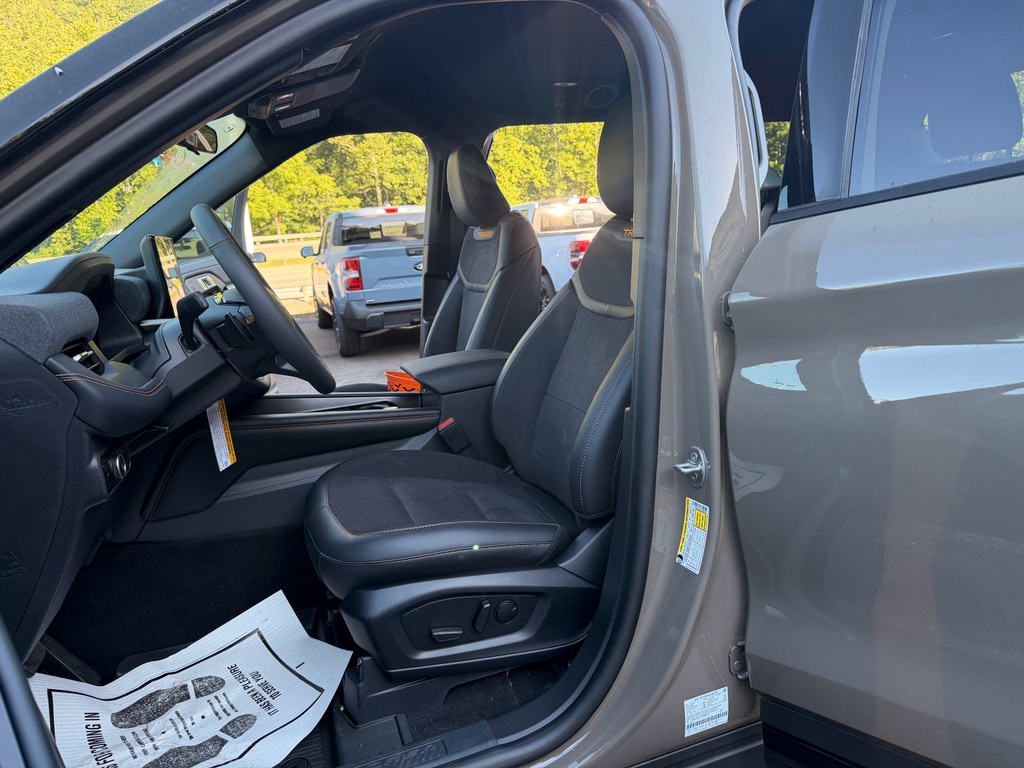 2026 Ford Explorer Tremor - Photo 7