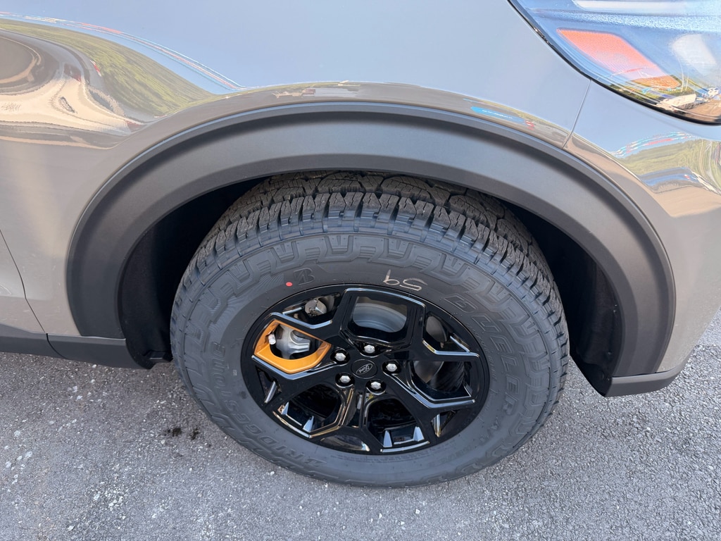 2026 Ford Explorer Tremor - Photo 3