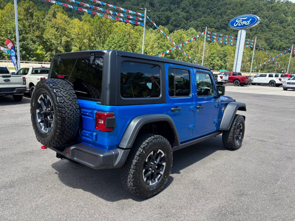 Used 2025 Jeep Wrangler Rubicon SUV