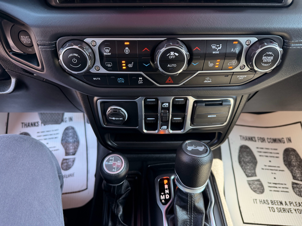 2025 Jeep Wrangler 4xe Sahara 4XE - Photo 16