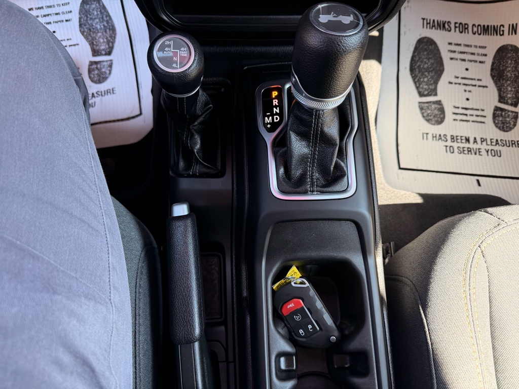 2025 Jeep Wrangler 4xe Sahara 4XE - Photo 17