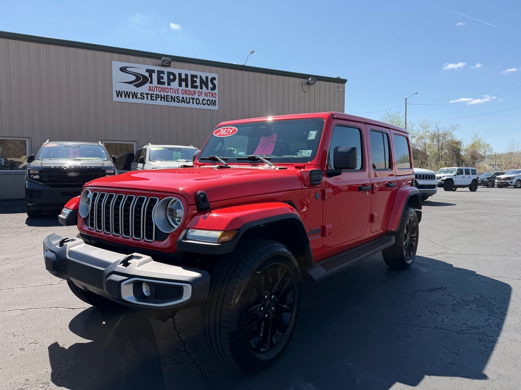 Used 2025 Jeep Wrangler 4xe Sahara SUV