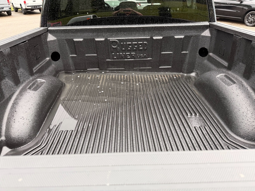 2025 Ford F-150 XLT - Photo 8