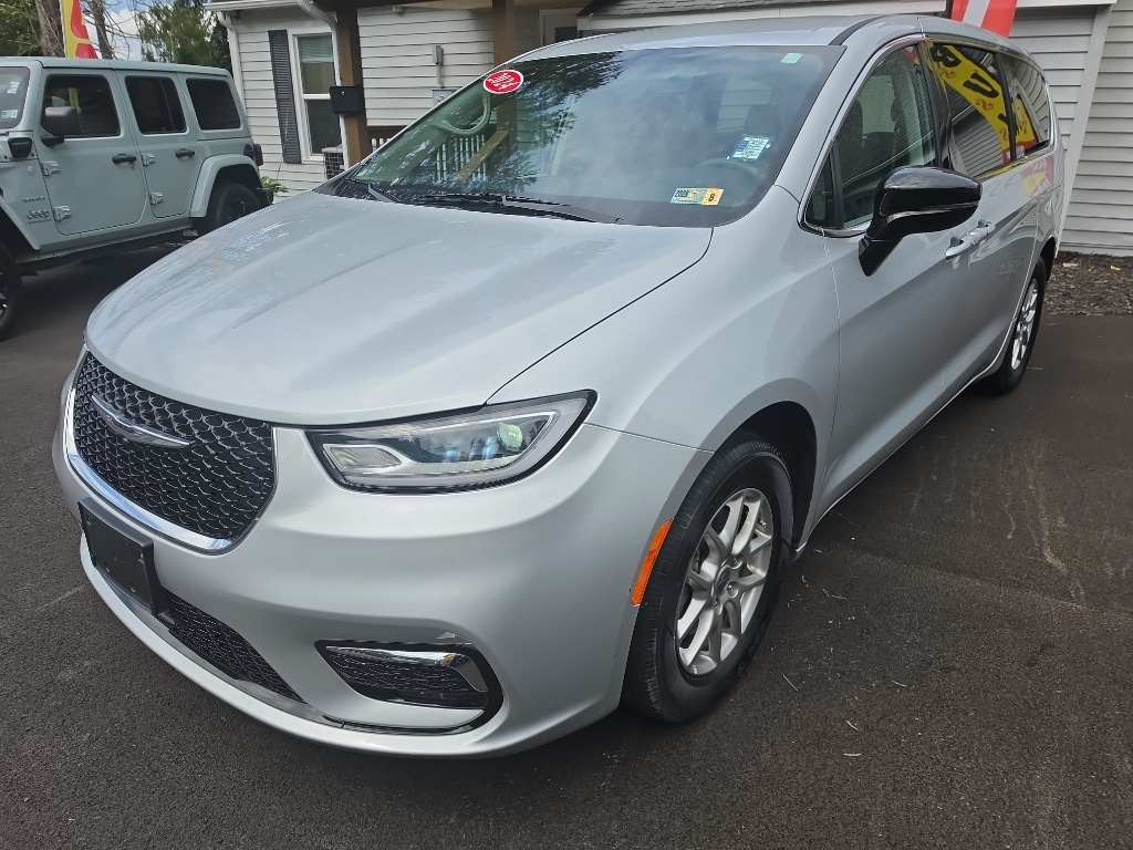 2024 Chrysler Pacifica