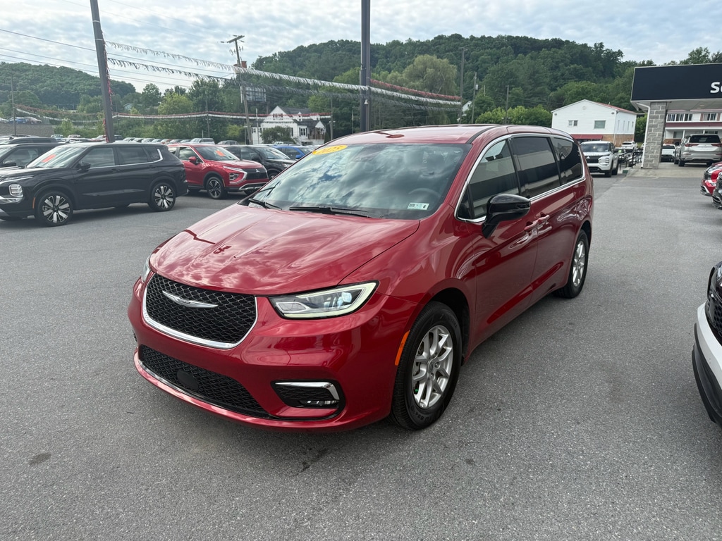 2025 Chrysler Pacifica