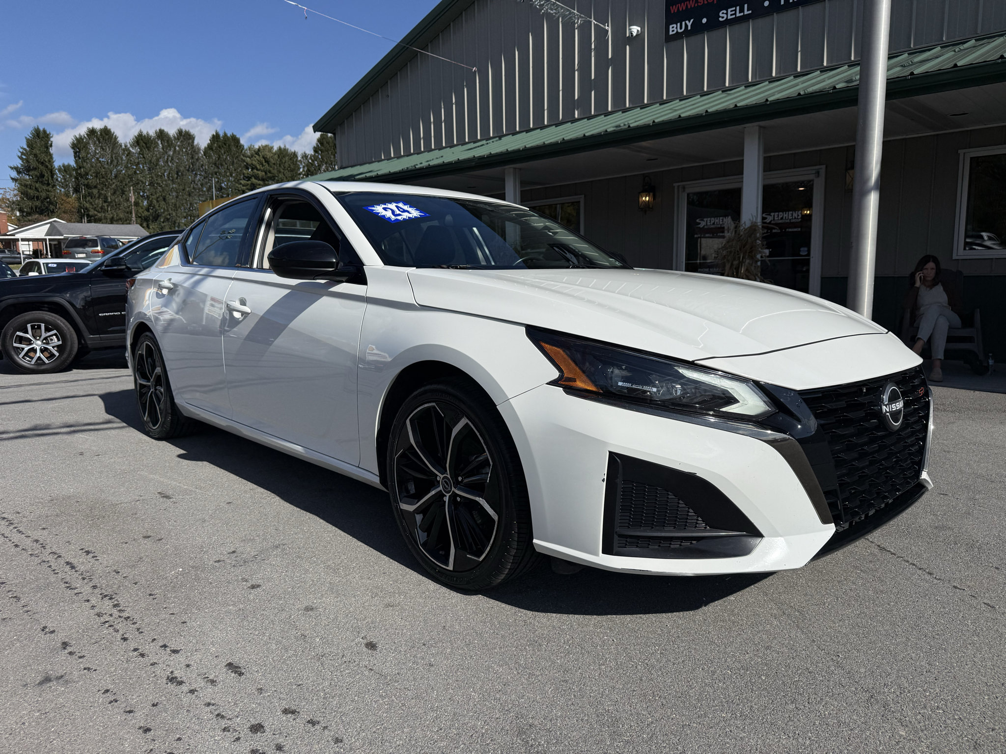 2024 Nissan Altima SR