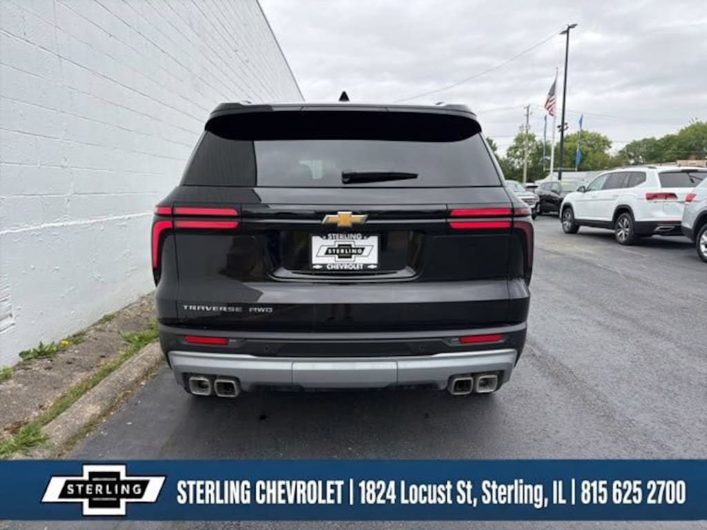 Used 2026 Chevrolet Traverse LT SUV