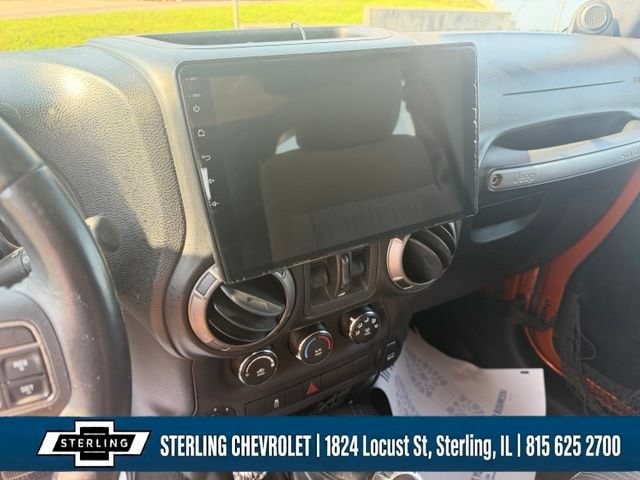2011 Jeep Wrangler Unlimited Sport - Photo 17