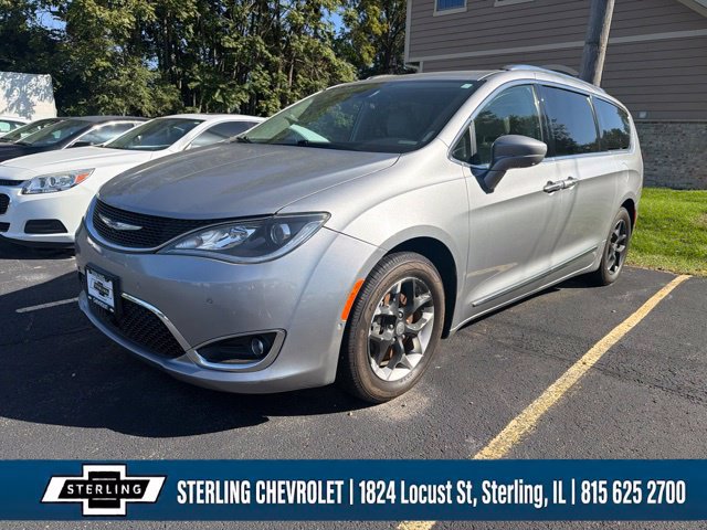 Used 2018 Chrysler Pacifica Touring L Minivan
