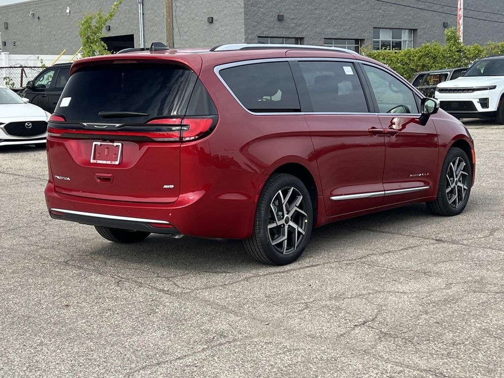 New 2027 Chrysler Pacifica Pinnacle Passenger Van