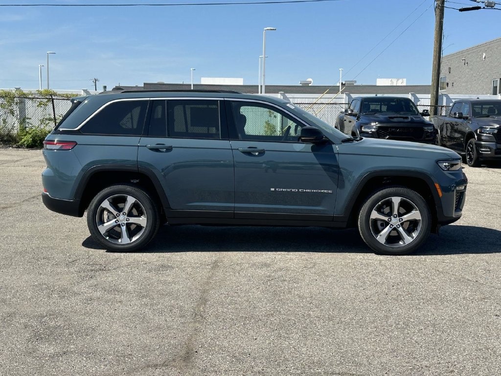 New 2027 Jeep Grand Cherokee Limited Sport Utility