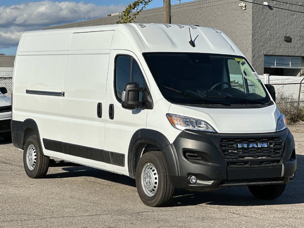2027 RAM ProMaster Cargo Van Tradesman